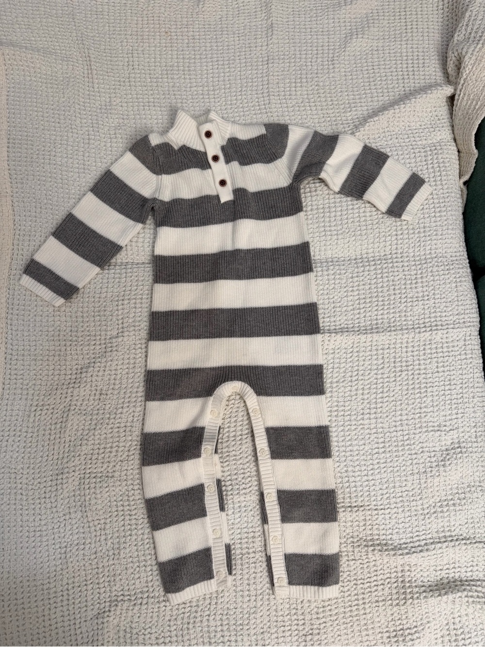Janie and Jack Gray & White Striped Knit Footie